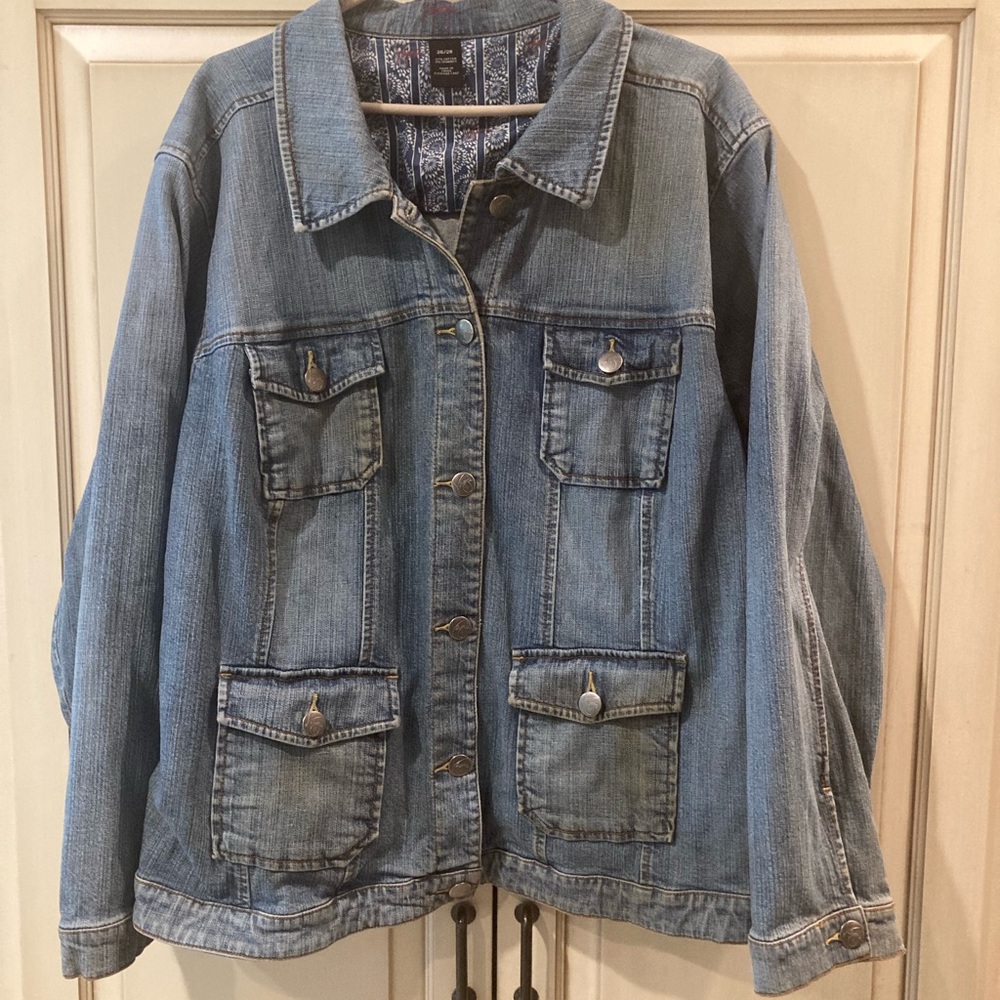 Vintage Venezia ladies denim jacket / 54” chest measurement